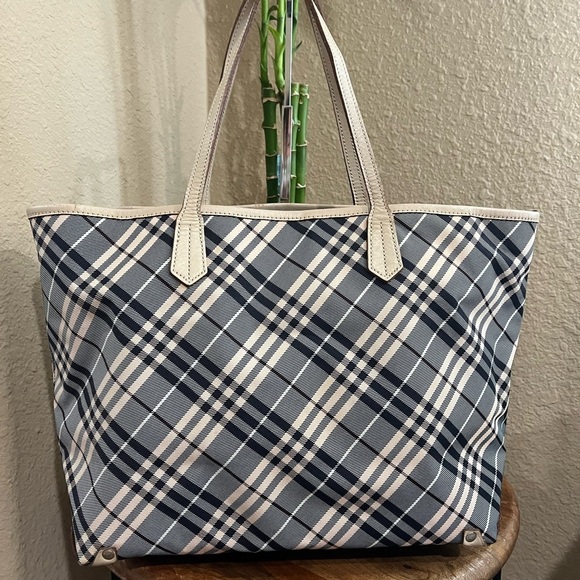 BURBERRY BLUE LABEL NOVA CHECK TOTE - Picture 2 of 15